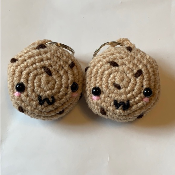 SALE💖Chocolate chip cookie crochet plush - Picture 6 of 6